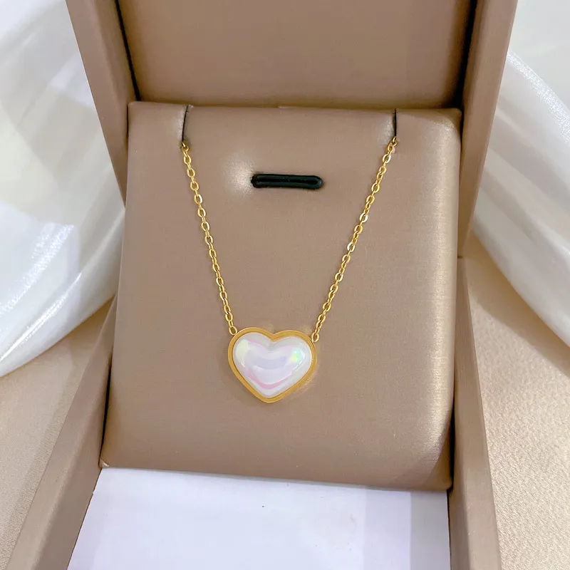 Pearl Finish Heart Pendant Necklace Hypoallergenic