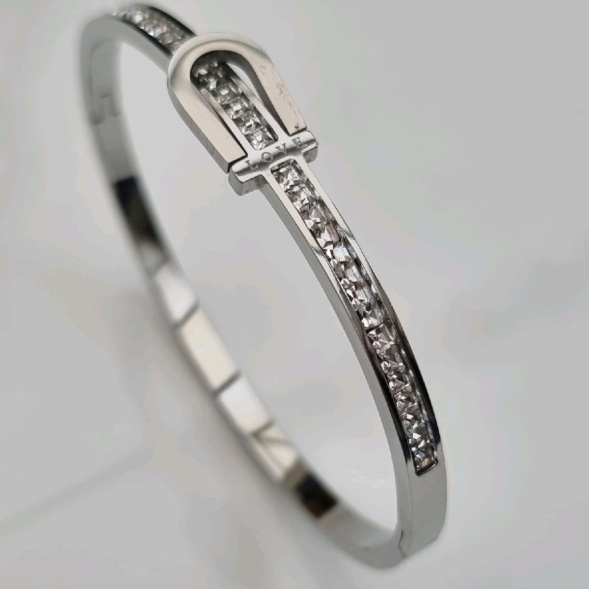 Gorgeous Silver Plated Horseshoe Zircon Bangle Stainless Steel