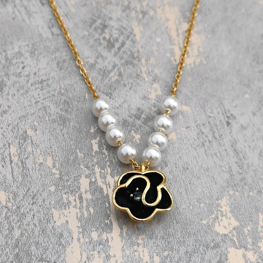 18k Gold Plated Pearl and Black Flower Pendant Necklace