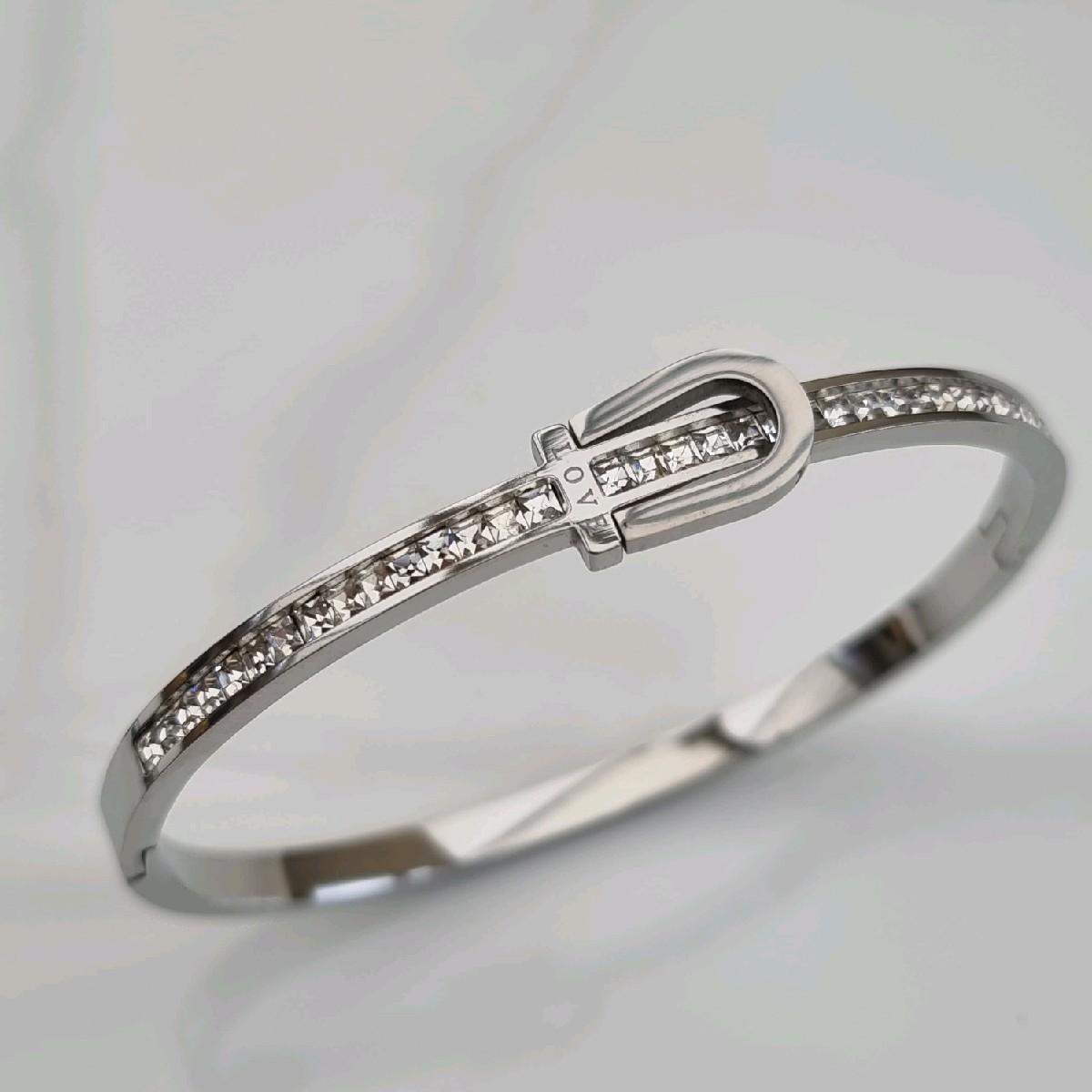 Gorgeous Silver Plated Horseshoe Zircon Bangle Stainless Steel