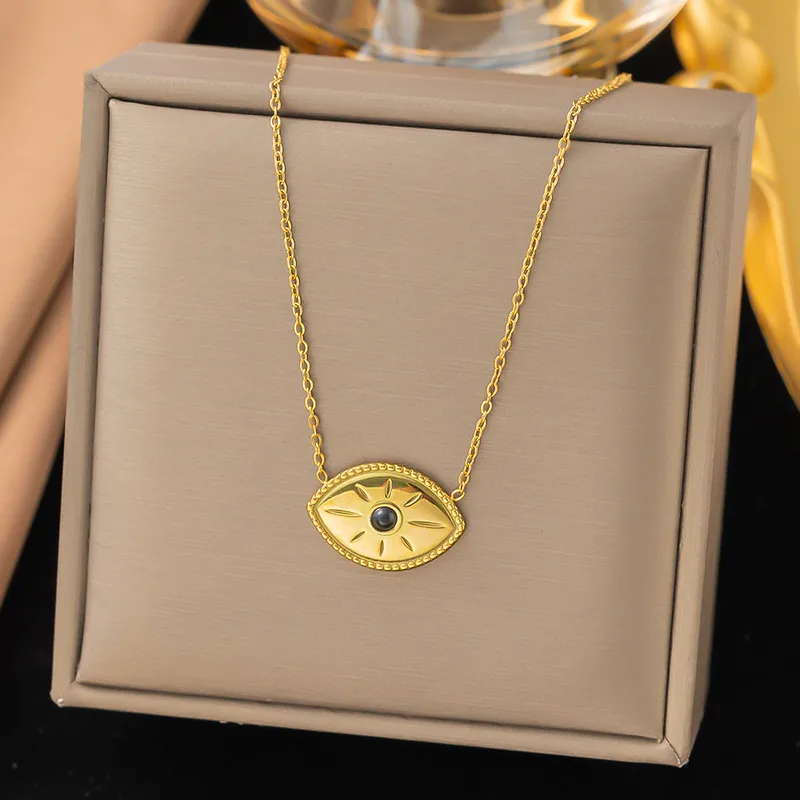 Trending Eye Pendant Necklace Hypoallergenic
