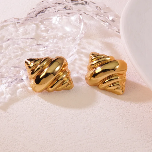 Croissant Shaped Stud Earrings, 18K Gold Plated, Stainless Steel