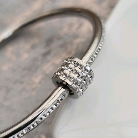 Silver Barrel Zircon Bangle
