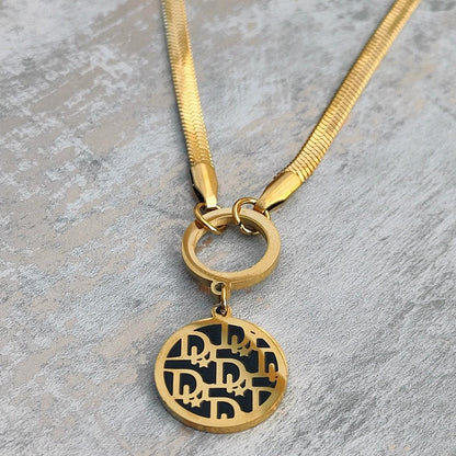 18K Gold Plated Printed Pendant Necklace