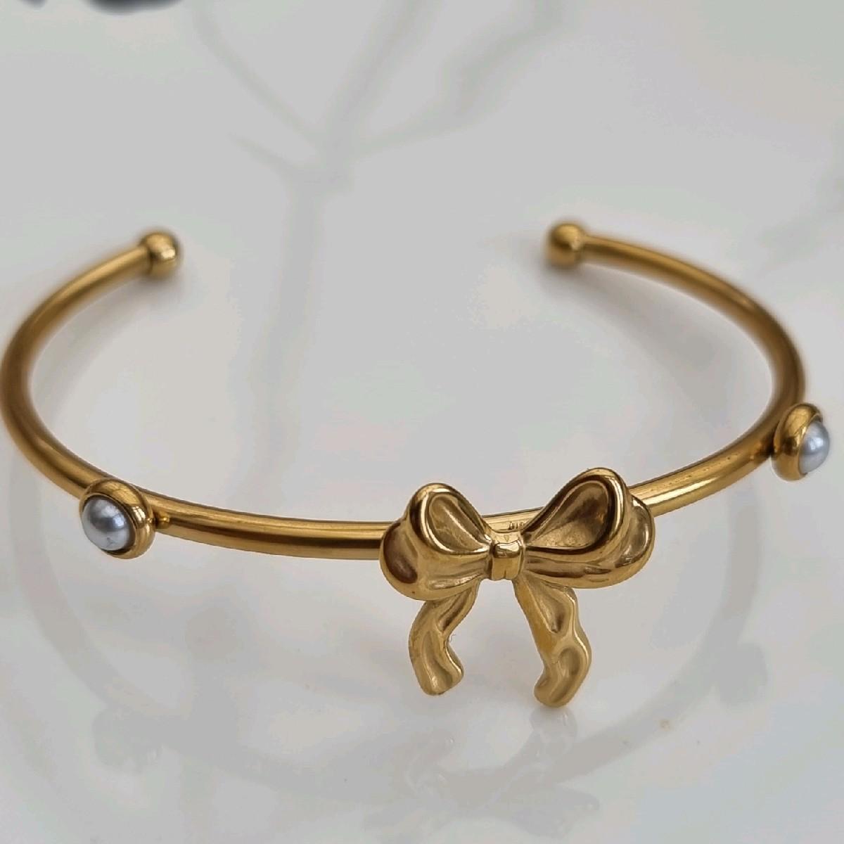 Bow & Pearl Cuff Bangle 18k Gold Plated Bangle