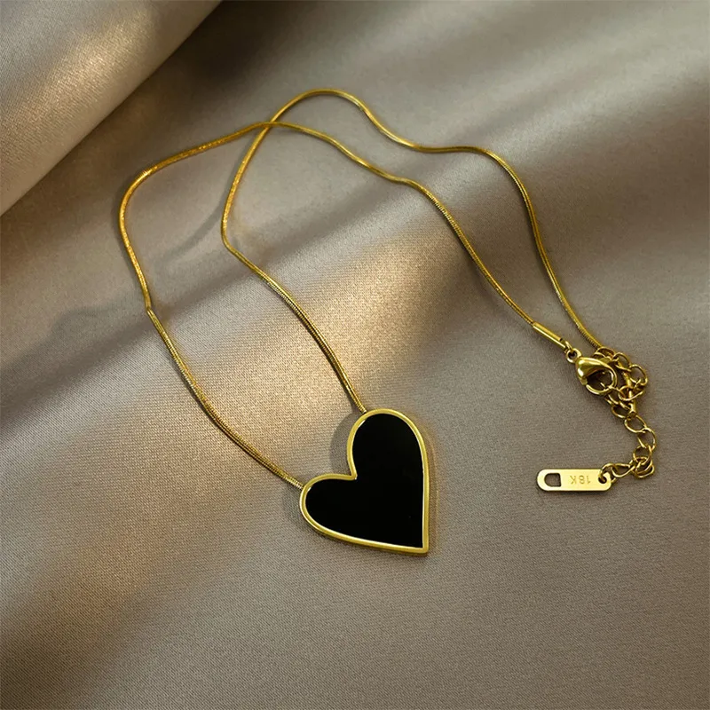 Black Gold Abstract Heart Pendant Necklace 18K Gold Plated